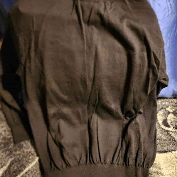 Rare!!!! NWOT! NEVER WORN, MOSCHINO, SPONGEBOB ON FIRE! ITS PRETTY COOL!!! - Picture 5 of 5